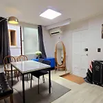 Cheongnyangni 5Beds 3Rooms 1Lounge House