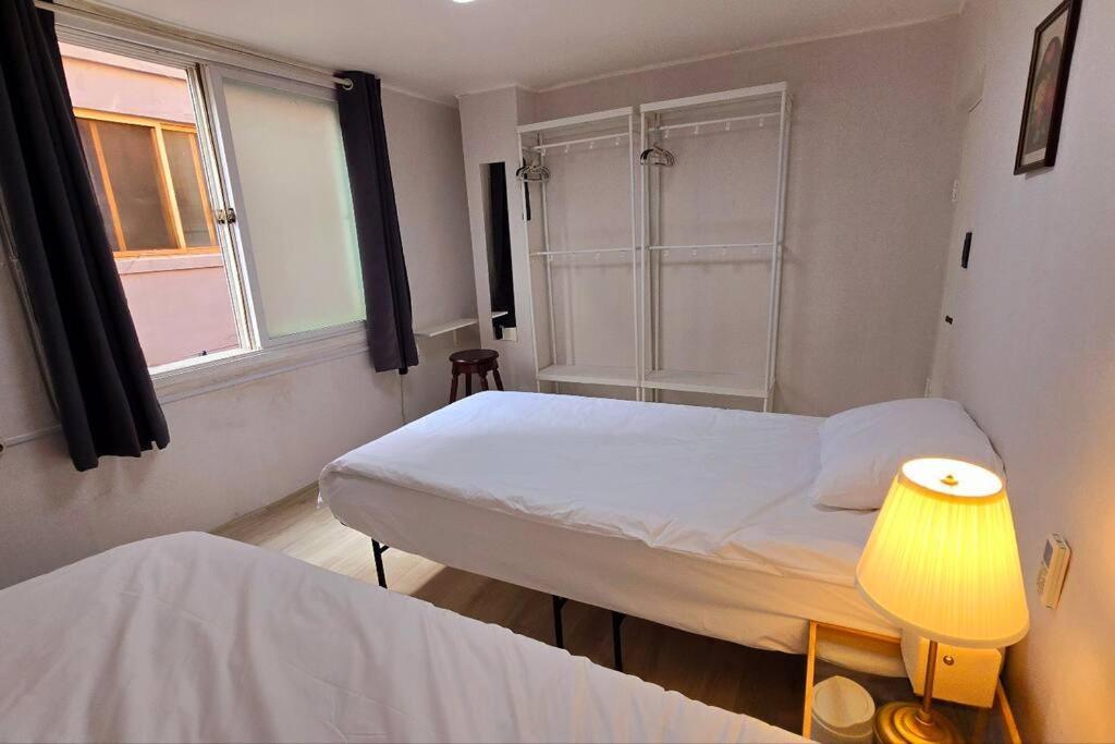 Cheongnyangni 5beds 3rooms 1lounge House * Seoul